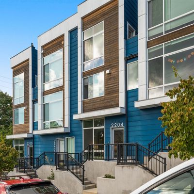 2204 E Fir St, Seattle, WA 98122