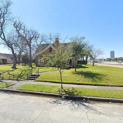 2206 Arbor St, Houston, TX 77004