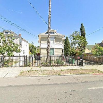 2212 17 Th Ave, Oakland, CA 94606