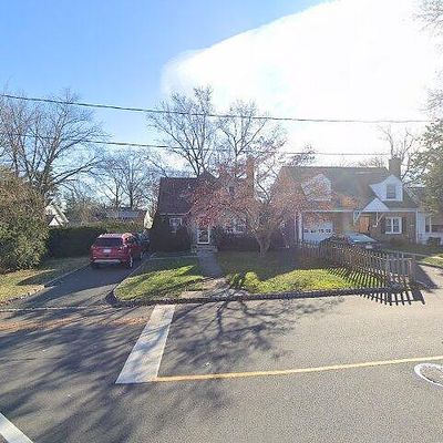 2212 Shady Ln, Scotch Plains, NJ 07076