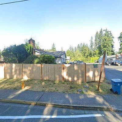 22124 76 Th Ave W #B, Edmonds, WA 98026