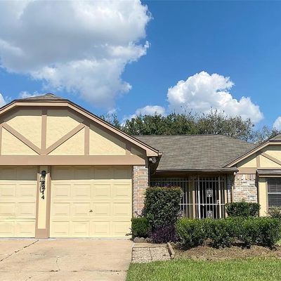 2214 S Ferrisburg Ct, Sugar Land, TX 77478