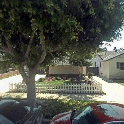 2734 Petaluma Ave, Long Beach, CA 90815