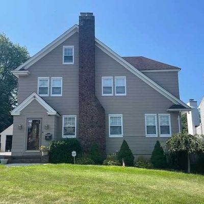 276 Cherry Ln, Teaneck, NJ 07666