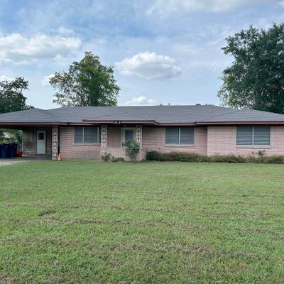 2809 Darwin St, Kilgore, TX 75662