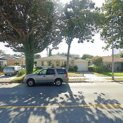 2871 Magnolia Ave, Long Beach, CA 90806