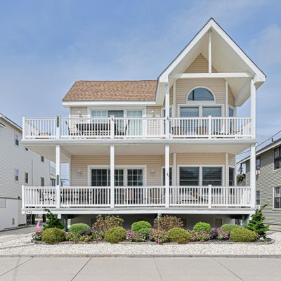 2940 Asbury Ave, Ocean City, NJ 08226