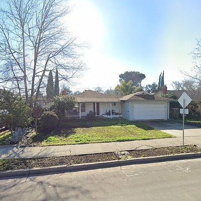 2940 Country Club Blvd, Stockton, CA 95204