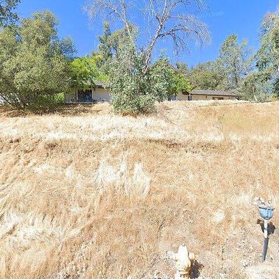 29766 Tioga Dr, Coarsegold, CA 93614