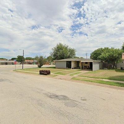 3001 Abbott Ave, Wichita Falls, TX 76308