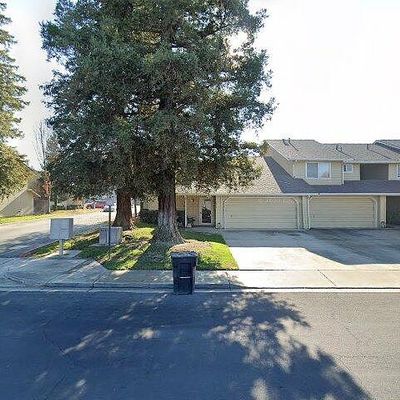 250 Gilbert Dr, Ripon, CA 95366