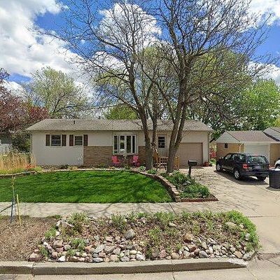 2504 S Blauvelt Ave, Sioux Falls, SD 57105