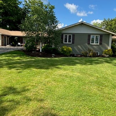 251 Myers Ln, Allison Park, PA 15101