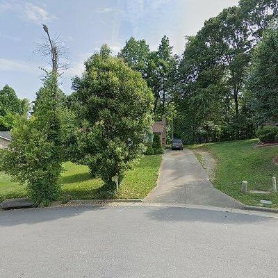 2512 Waynick St, High Point, NC 27265