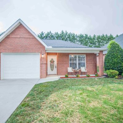 2535 Keeneland Dr, Maryville, TN 37803