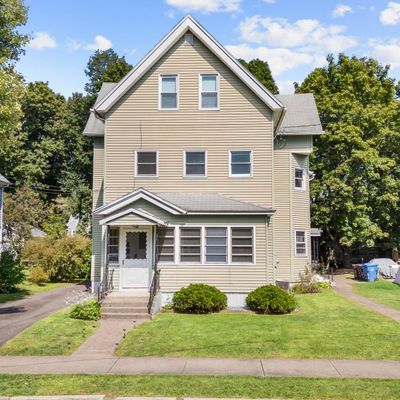 27 Andrews St, New Britain, CT 06051