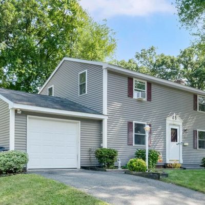 27 Standish St, Enfield, CT 06082