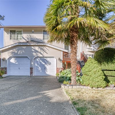 3248 Ne Charity Ct, Bremerton, WA 98311