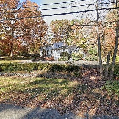 329 Eyland Ave, Succasunna, NJ 07876