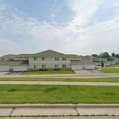 334 Brookside Dr #8, Mayville, WI 53050