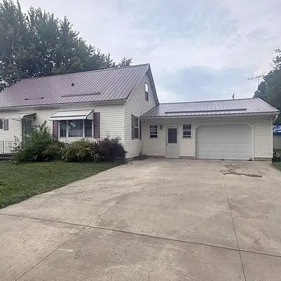 308 W Butternut St, Abbotsford, WI 54405