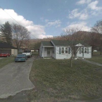 310 Lindenberg Dr, Williamsburg, KY 40769