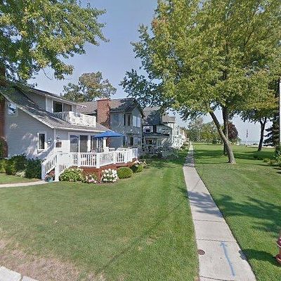 3129 Conger St, Port Huron, MI 48060