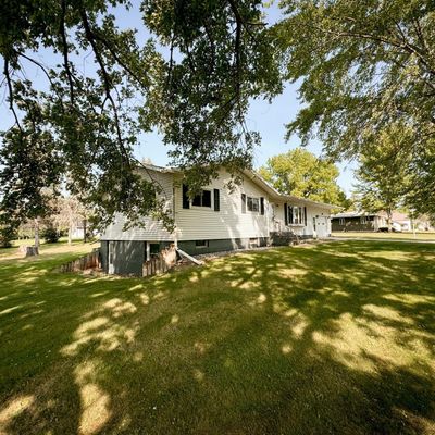 316 Front St W, Hitterdal, MN 56552