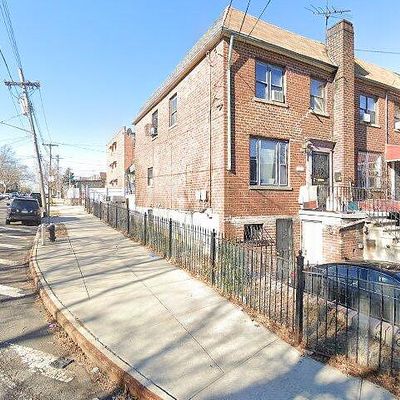 3201 Mickle Ave, Bronx, NY 10469