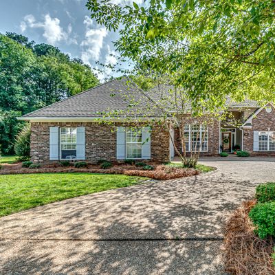 402 Overlook Dr, Brandon, MS 39042