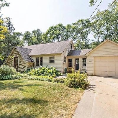 4065 N 135 Th St, Brookfield, WI 53005