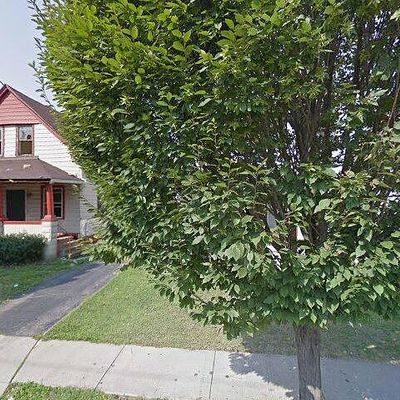 4082 E 67 Th St, Cleveland, OH 44105