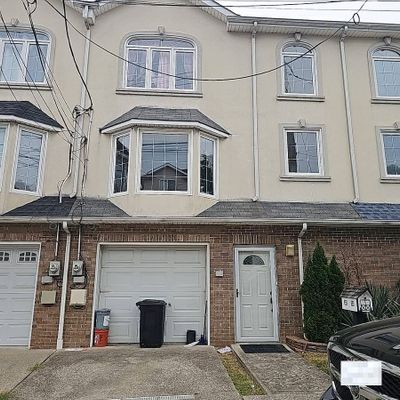 41 Beachview Ave, Staten Island, NY 10306