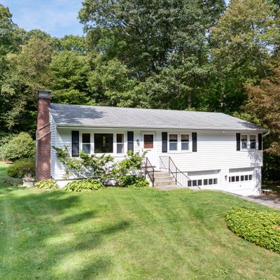 41 Lake St, Ledyard, CT 06339