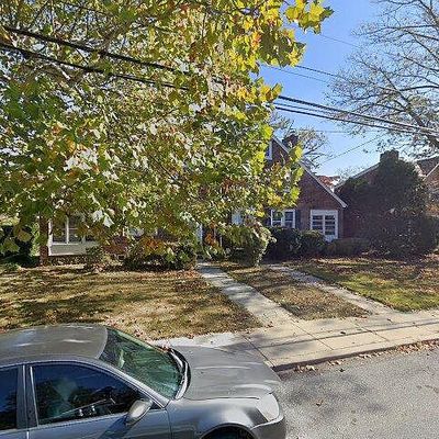 415 W 38 Th St, Wilmington, DE 19802