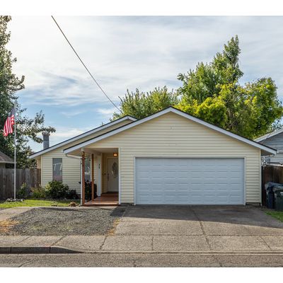 418 36 Th St, Springfield, OR 97478