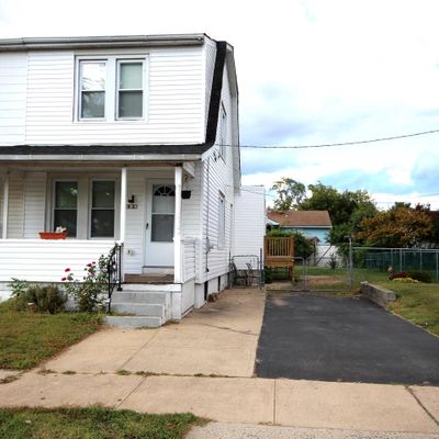 42 2 Nd Ave, Trenton, NJ 08619