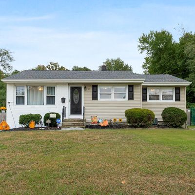 42 Barclay Dr, Blackwood, NJ 08012