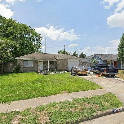 4271 Bethel Blvd, Houston, TX 77092