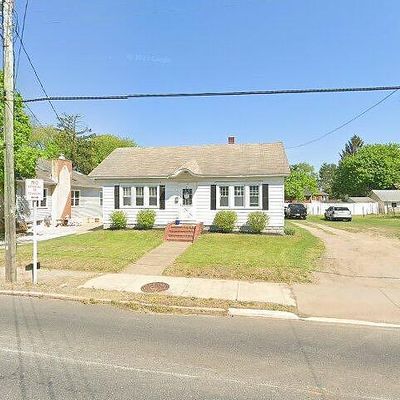 43 E Broad St, Gibbstown, NJ 08027