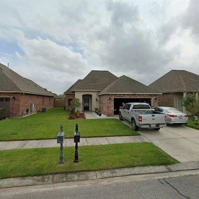 37285 Brigantines Dr, Prairieville, LA 70769