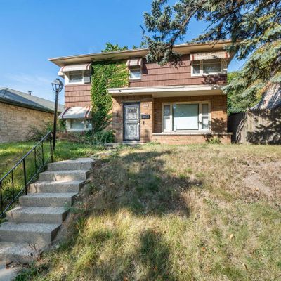 3825 N 51 St Blvd, Milwaukee, WI 53216