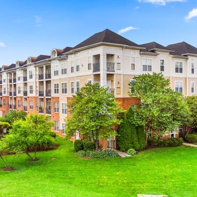 3830 Lightfoot St #123, Chantilly, VA 20151