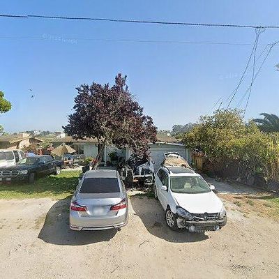 39 Struve Rd, Moss Landing, CA 95039