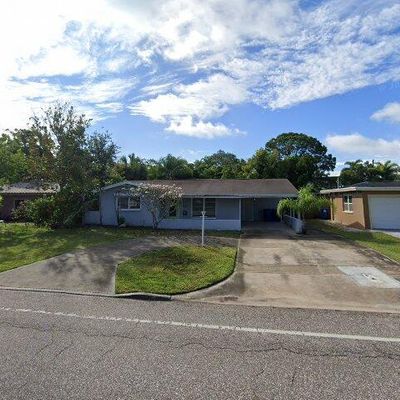 3947 Overlook Dr Ne, Saint Petersburg, FL 33703