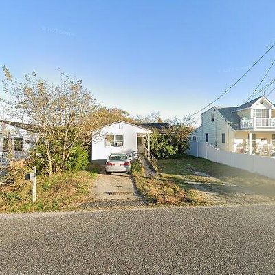 486 Beach Ave, Villas, NJ 08251