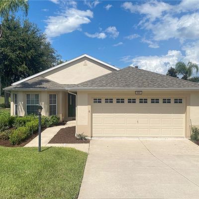 4991 Portsmouth St, Tavares, FL 32778