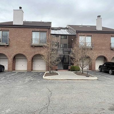 5 Millay Ct, Teaneck, NJ 07666