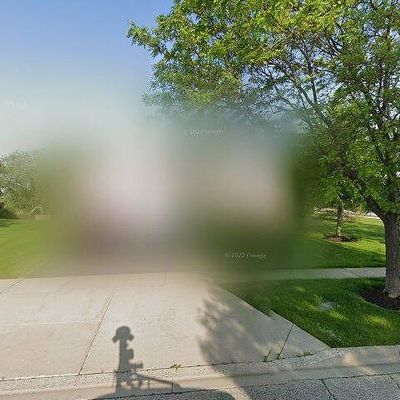 500 Lake Plumleigh Way, West Dundee, IL 60118