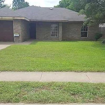 506 Mary Jane Ln, Seagoville, TX 75159